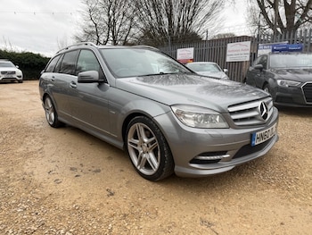 Used Mercedes-Benz C Class 2010 for sale - 77716081: Photo