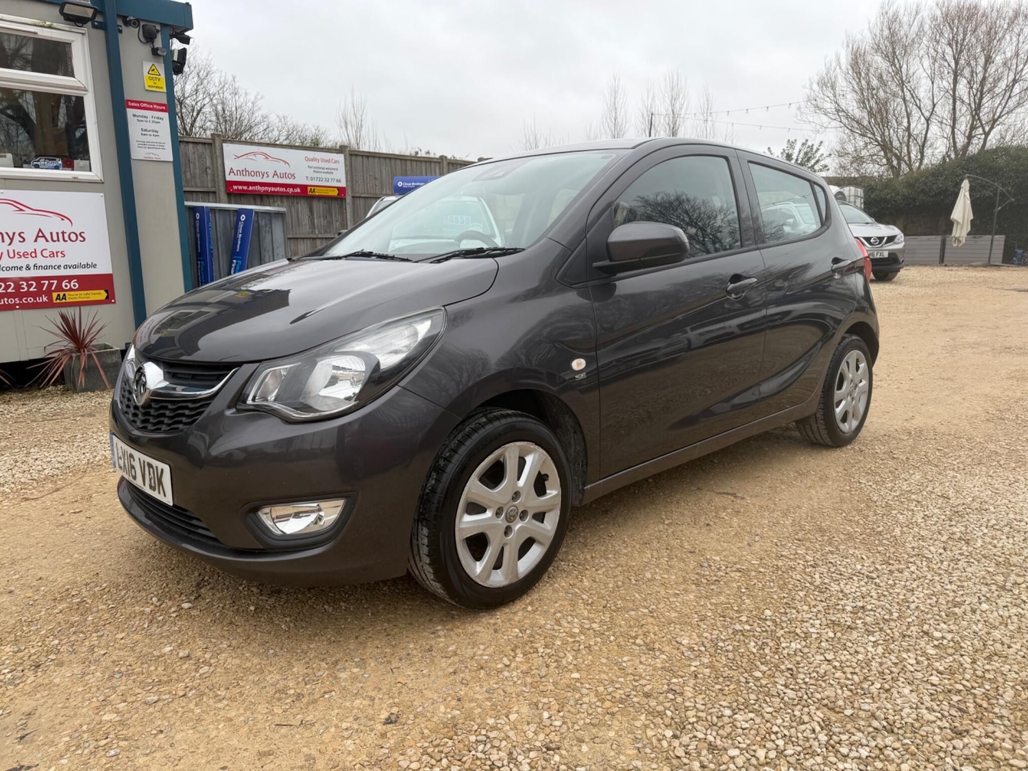 Used Vauxhall Viva 2016 for sale - 77716078: Photo 1