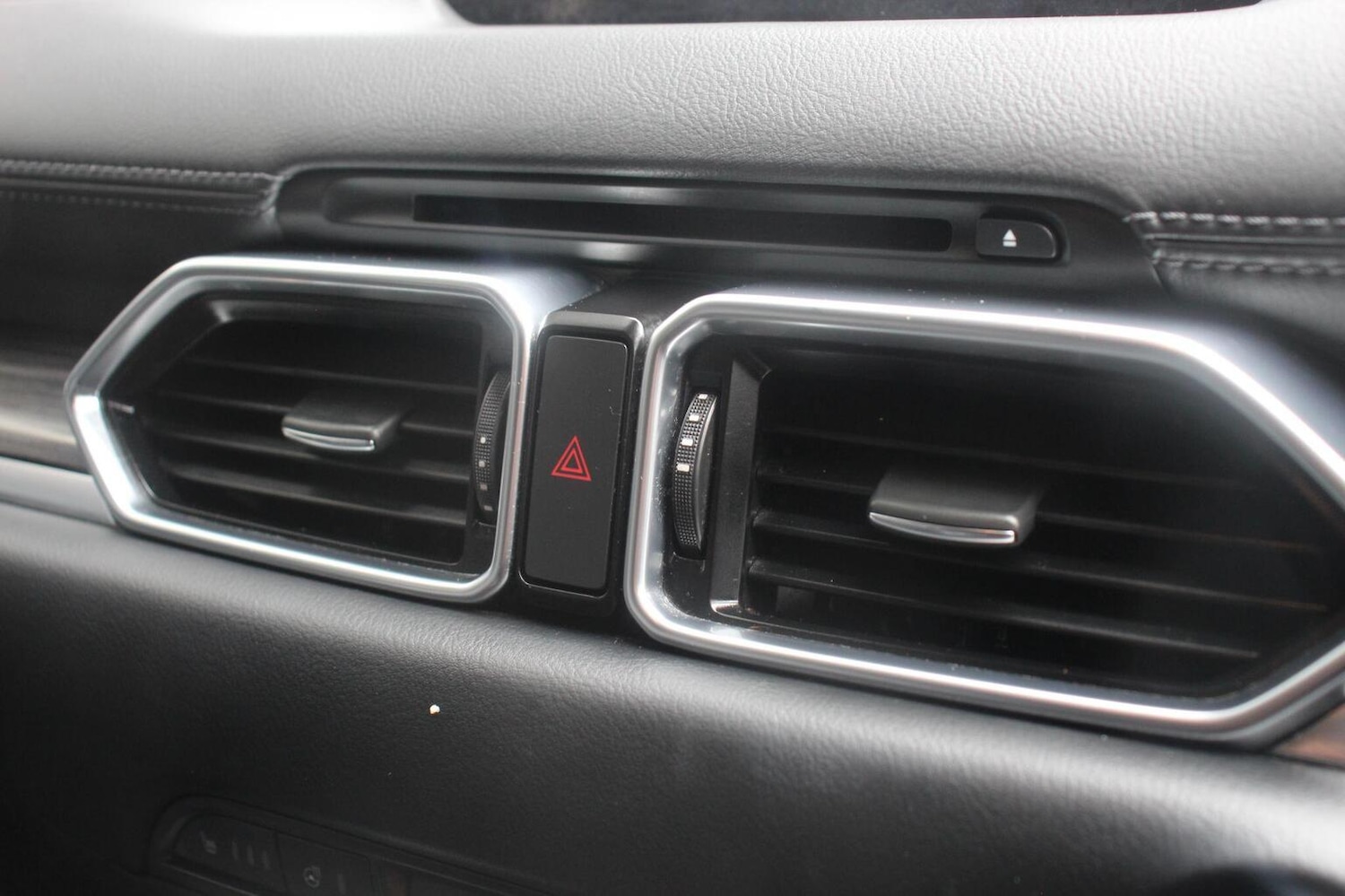 Used Mazda CX-5 2017 for sale - 76897037: Photo 23