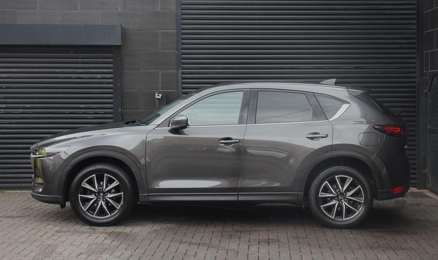 Used Mazda CX-5 2017 for sale - 76897037: Photo 4