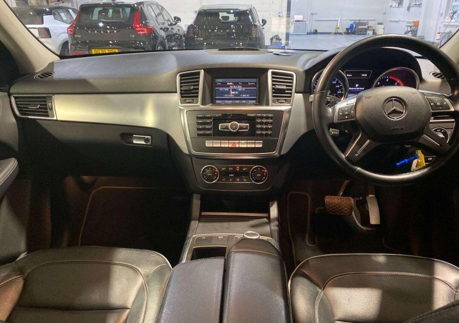 Used Mercedes-Benz M Class 2013 for sale - 77400083: Photo 11