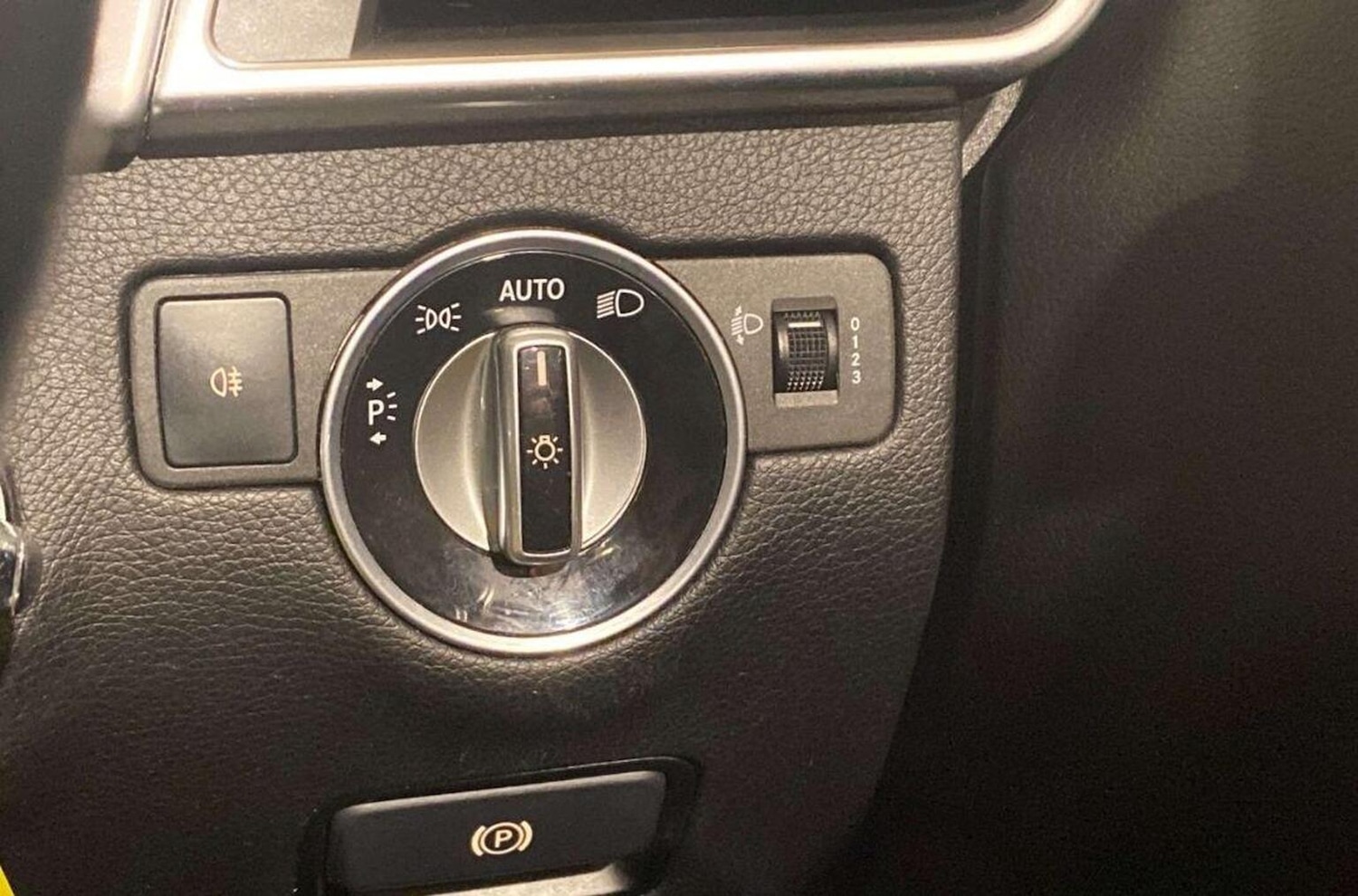 Used Mercedes-Benz M Class 2013 for sale - 77400083: Photo 13