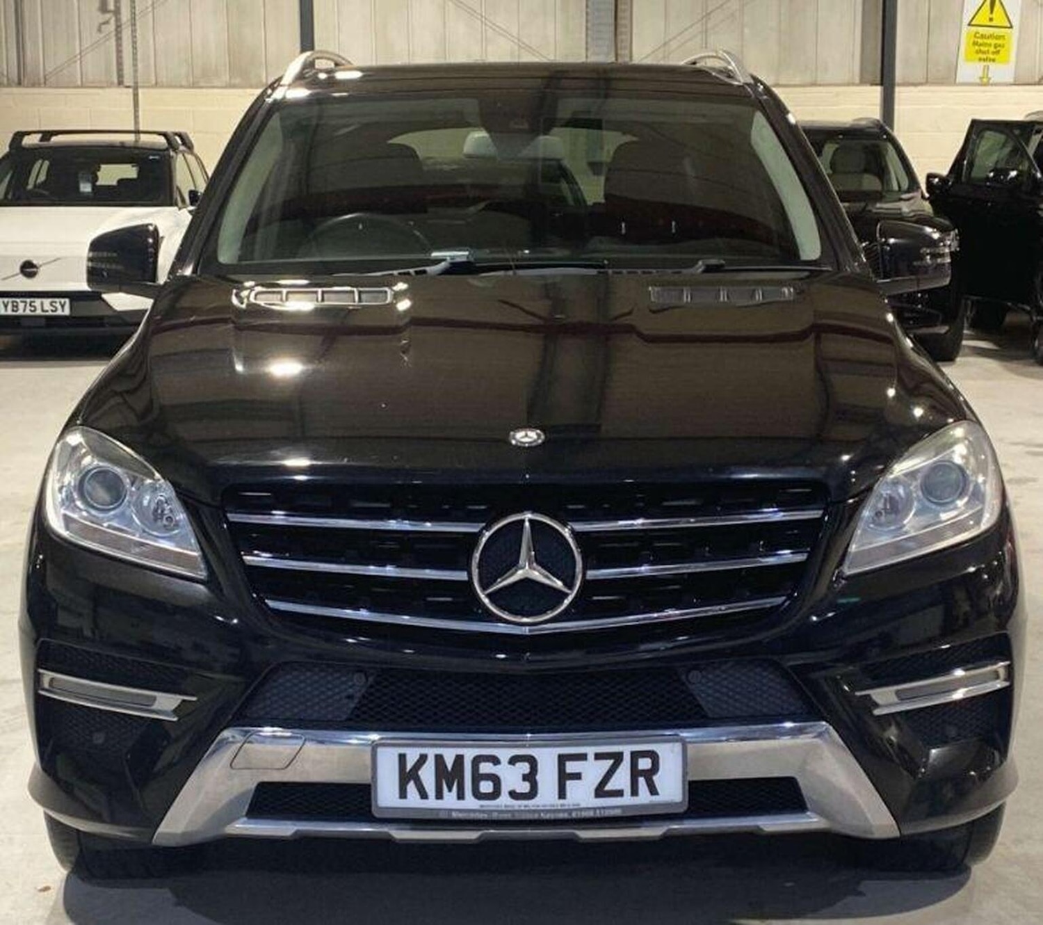 Used Mercedes-Benz M Class 2013 for sale - 77400083: Photo 2