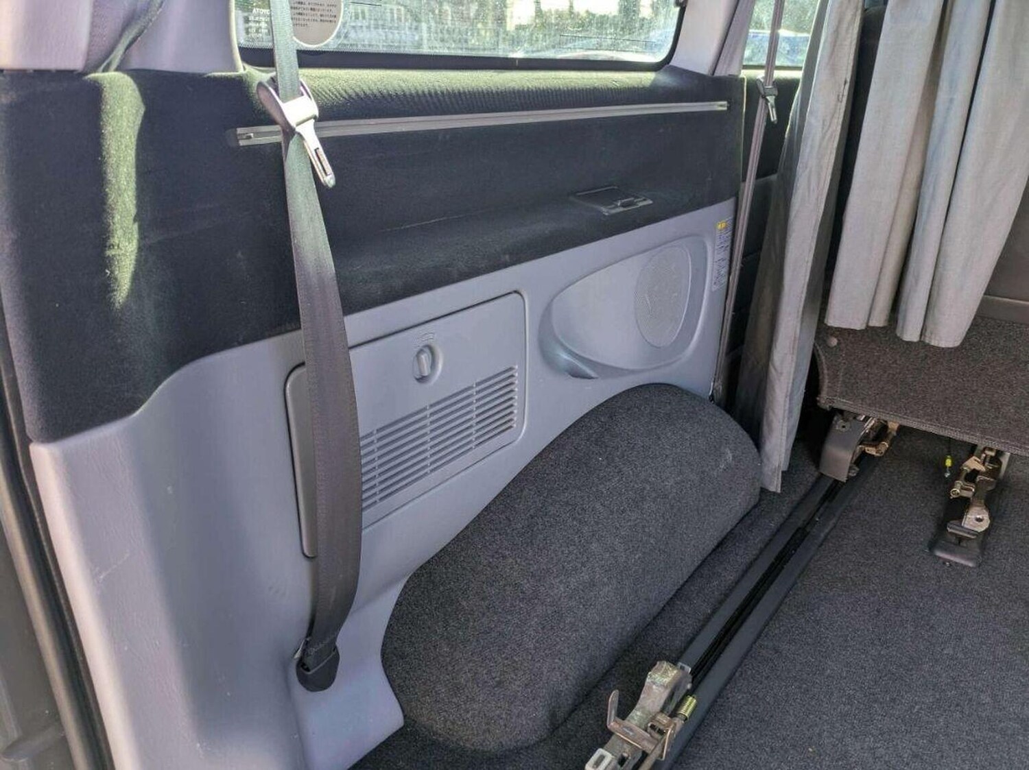 Used Toyota HiAce 2015 for sale - 77470240: Photo 13