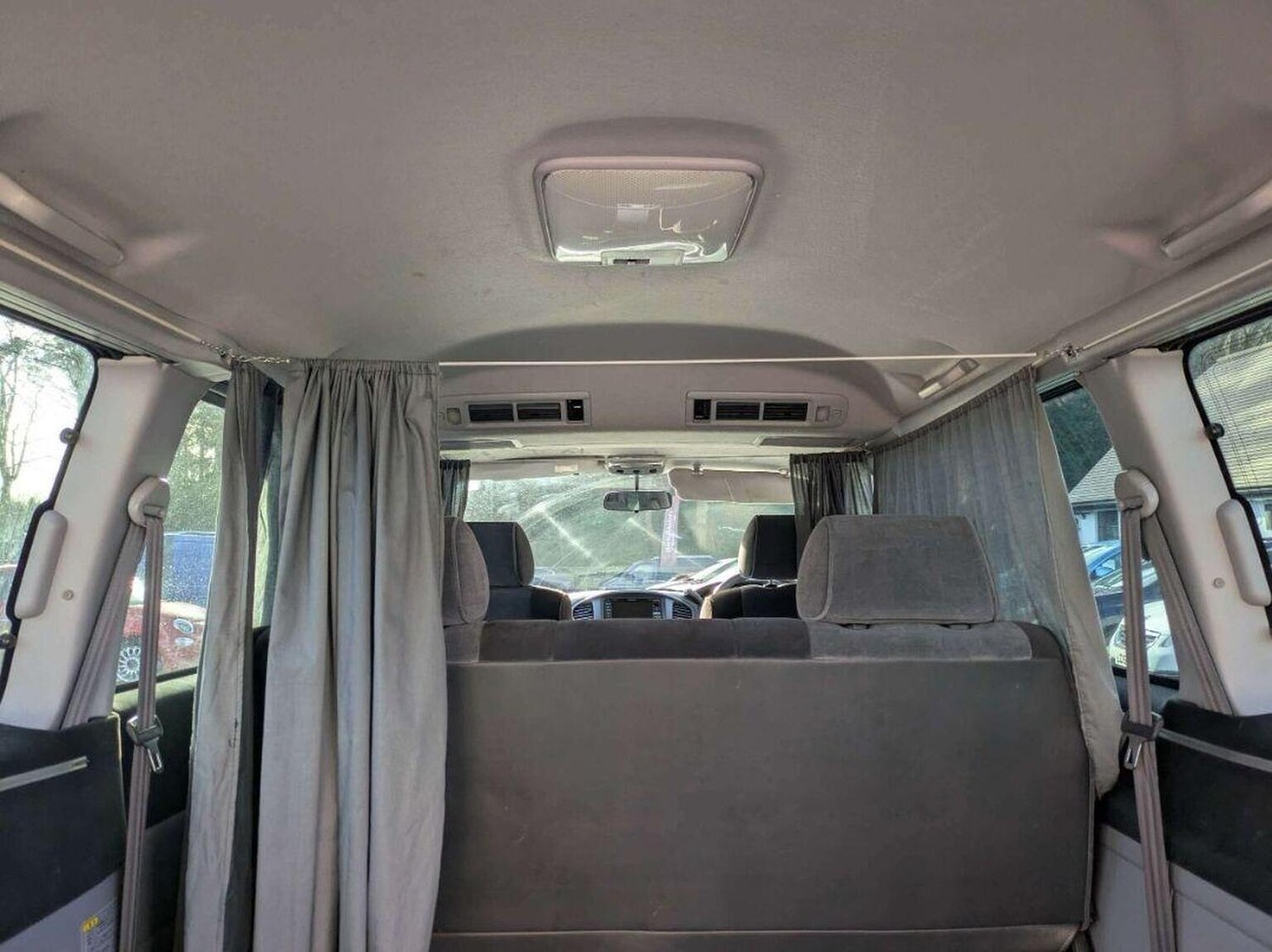 Used Toyota HiAce 2015 for sale - 77470240: Photo 9