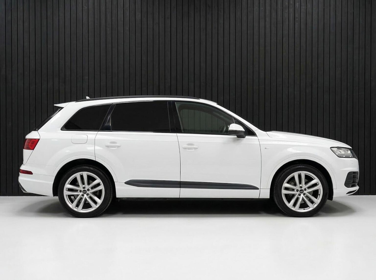 Used Audi Q7 2016 for sale - 77891567: Photo 8