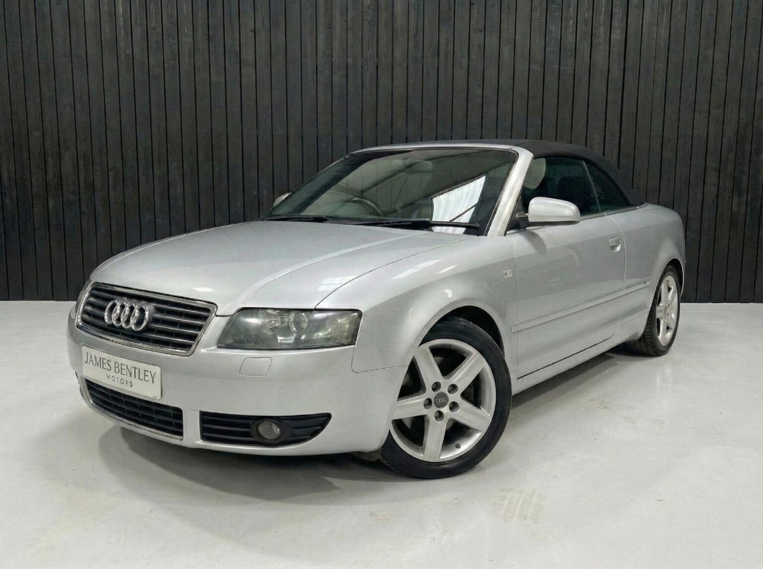 Used Audi A4 2004 for sale - 77555125: Photo 3