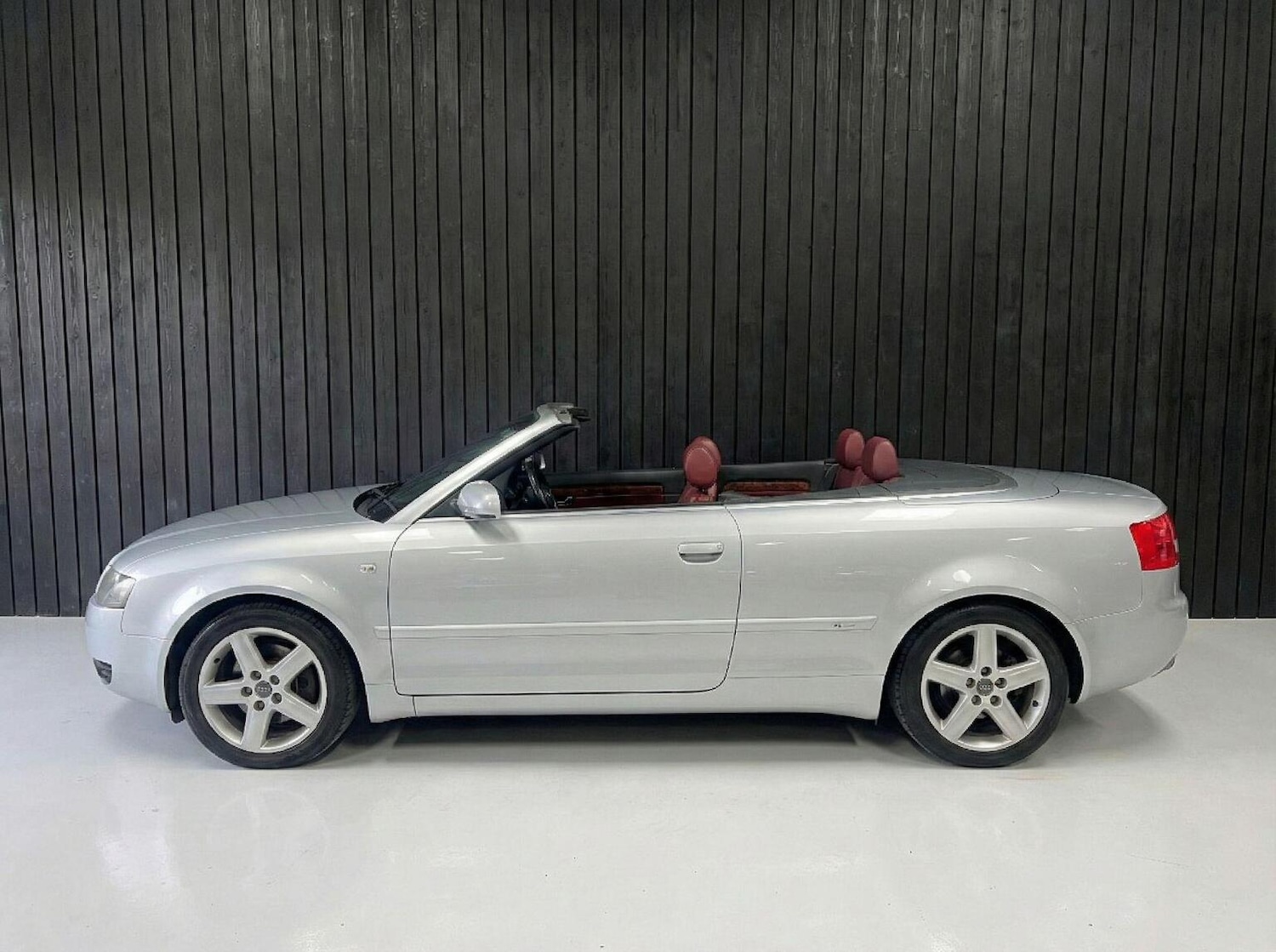 Used Audi A4 2004 for sale - 77555125: Photo 5