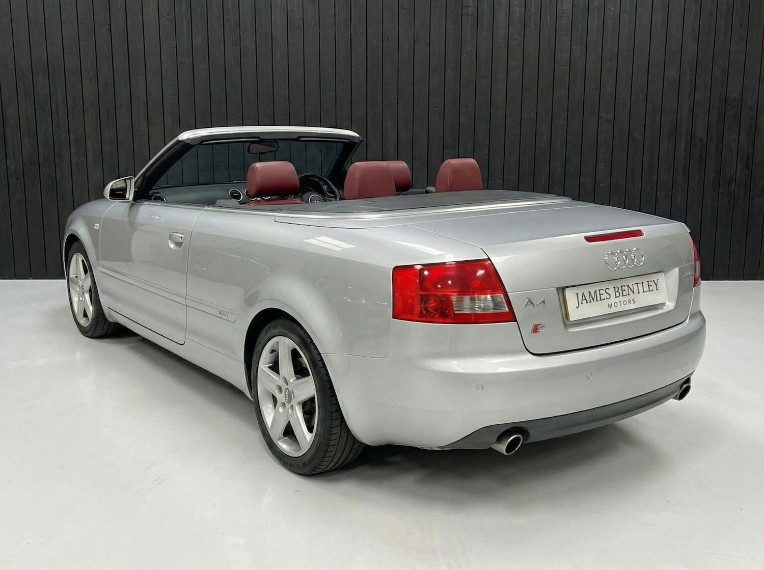 Used Audi A4 2004 for sale - 77555125: Photo 6