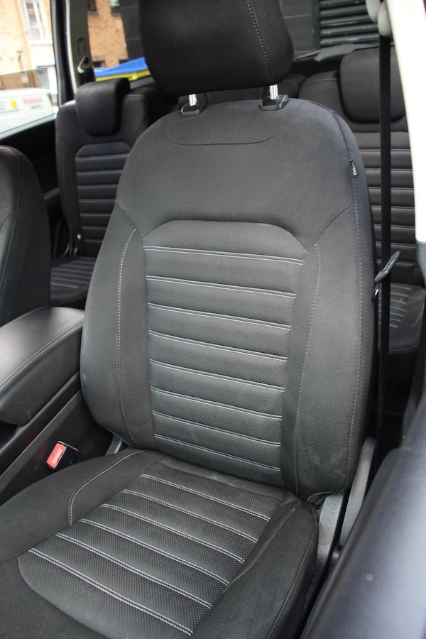 Used Ford Galaxy 2015 for sale - 75438119: Photo 32