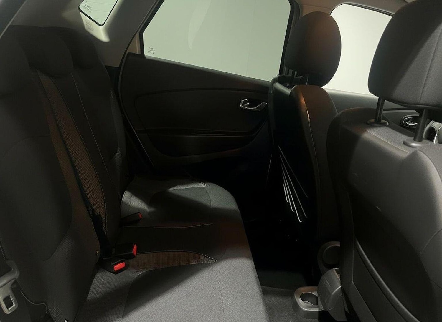 Used Renault Captur 2015 for sale - 77459968: Photo 10