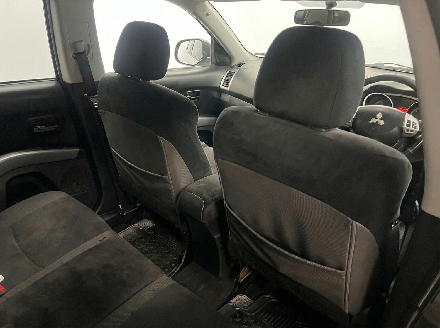 Used Mitsubishi Outlander 2010 for sale - 77758957: Photo 13