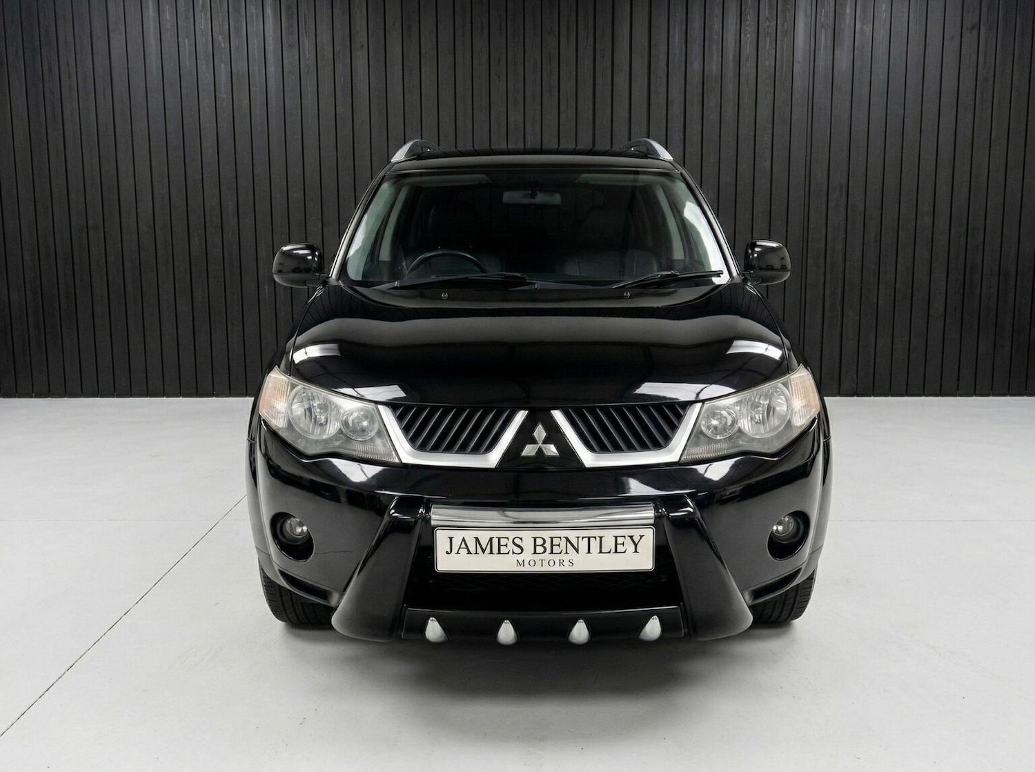 Used Mitsubishi Outlander 2010 for sale - 77758957: Photo 2