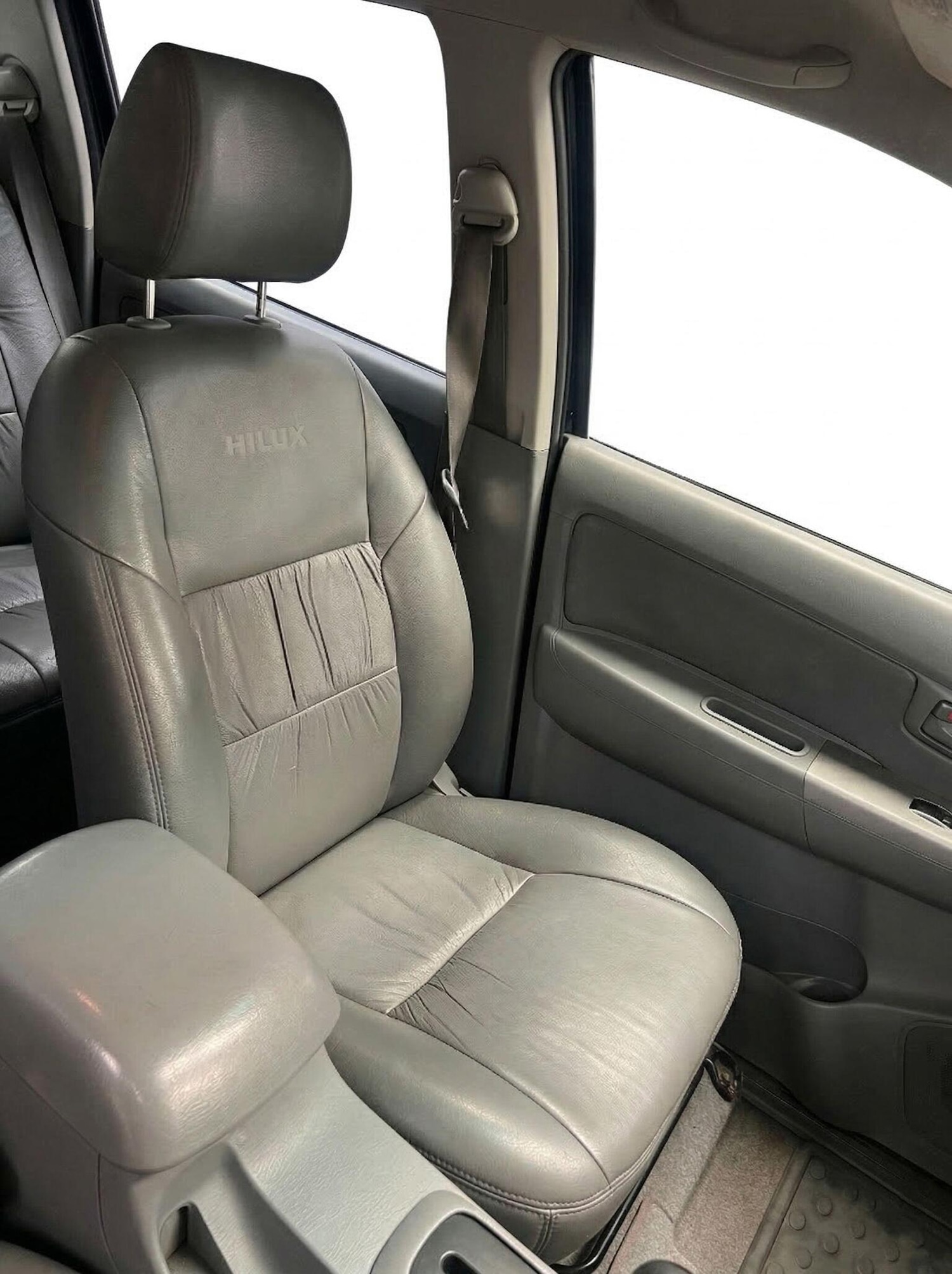 Used Toyota Hilux 2007 for sale - 77836945: Photo 12