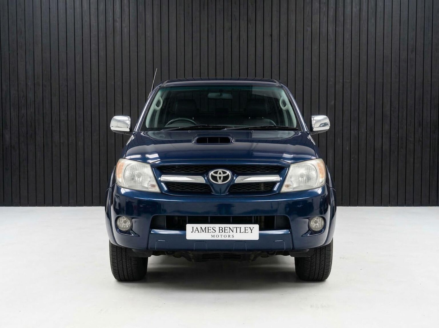 Used Toyota Hilux 2007 for sale - 77836945: Photo 2