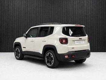 Used Jeep Renegade 2016 for sale - 79228518: Photo