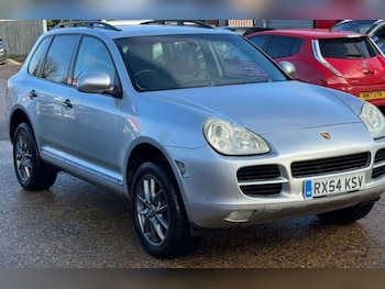 Used Porsche Cayenne 2005 for sale - 77548291: Photo