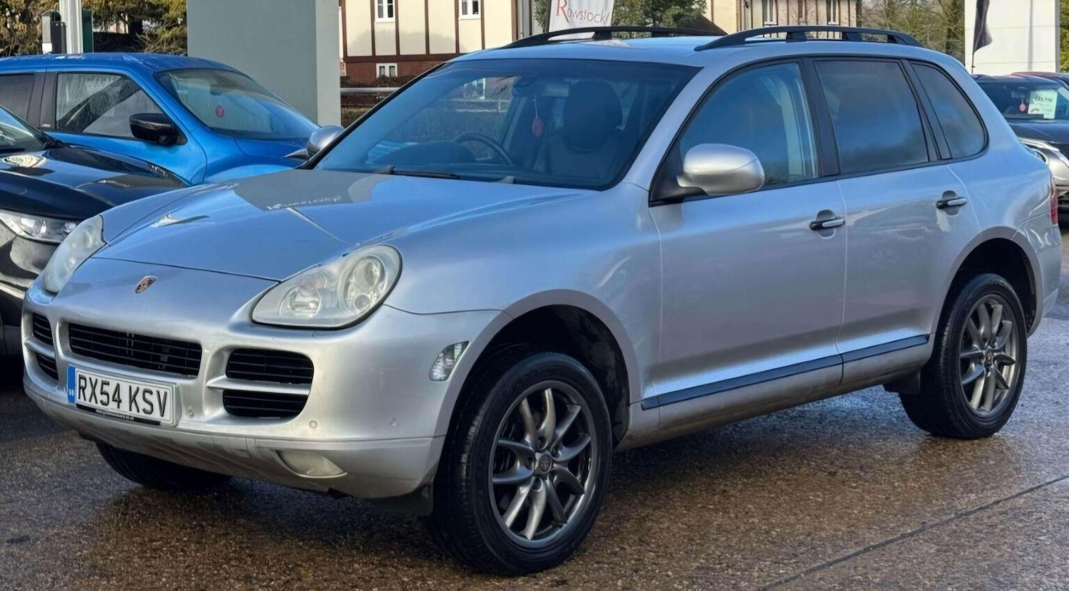 Used Porsche Cayenne 2005 for sale - 77548291: Photo 2