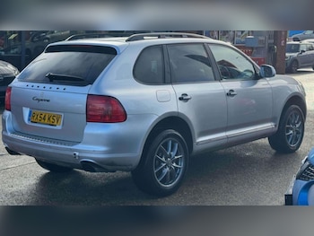 Used Porsche Cayenne 2005 for sale - 77548291: Photo