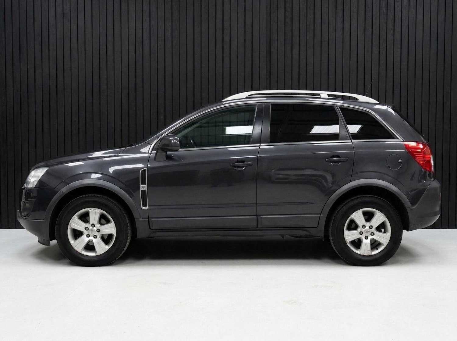 Used Vauxhall Antara 2013 for sale - 77813136: Photo 4