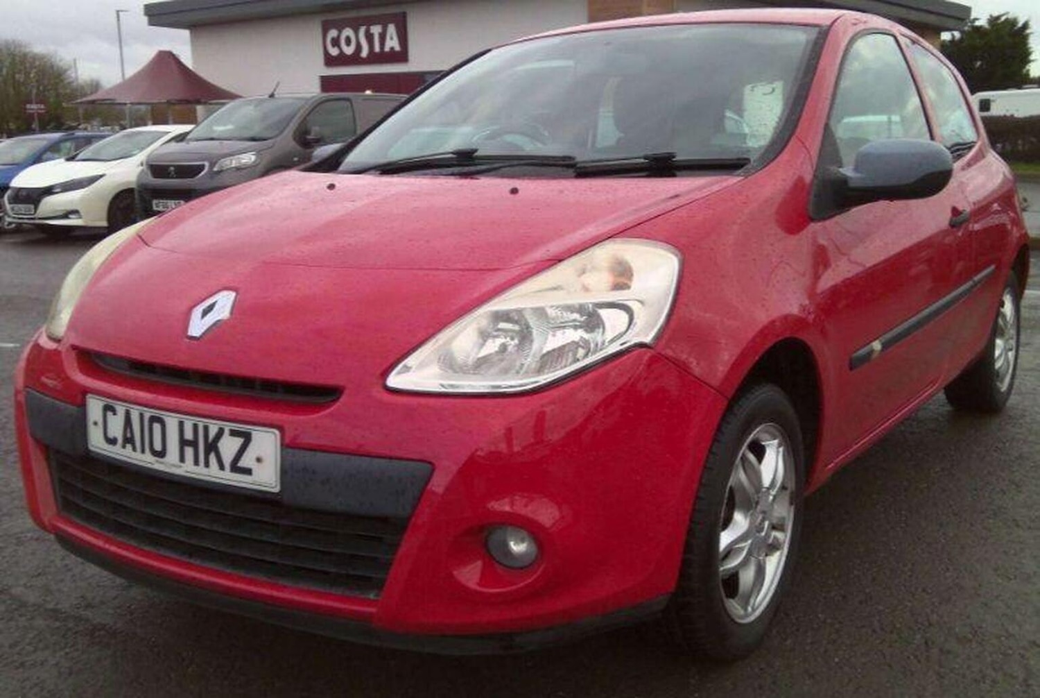 Used Renault Clio 2010 for sale - 77494867: Photo 3