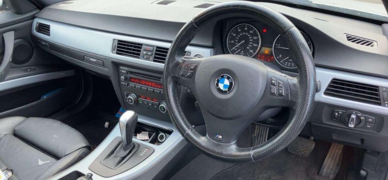 Used BMW 3 Series 2010 for sale - 77385229: Photo 17