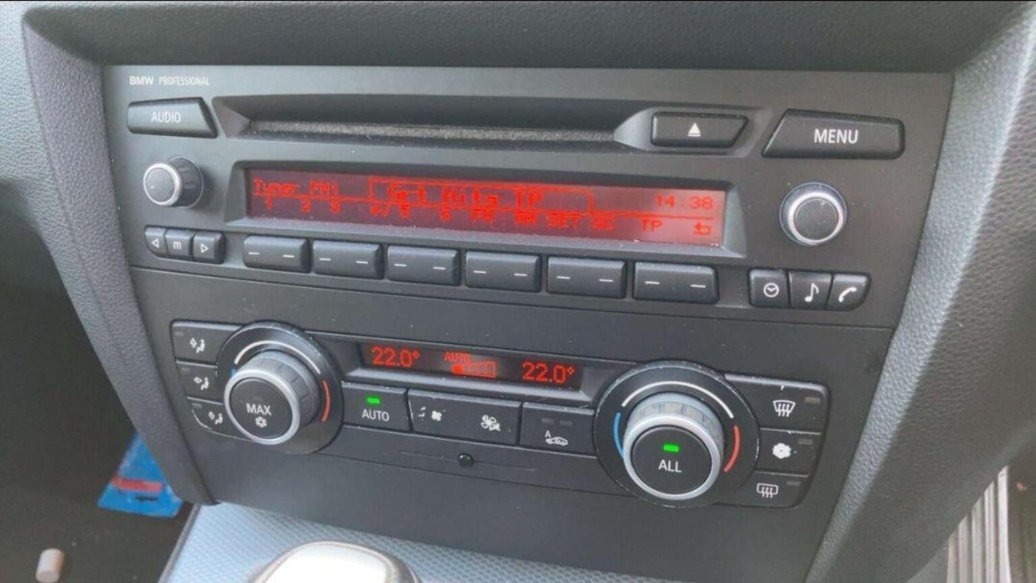 Used BMW 3 Series 2010 for sale - 77385229: Photo 18