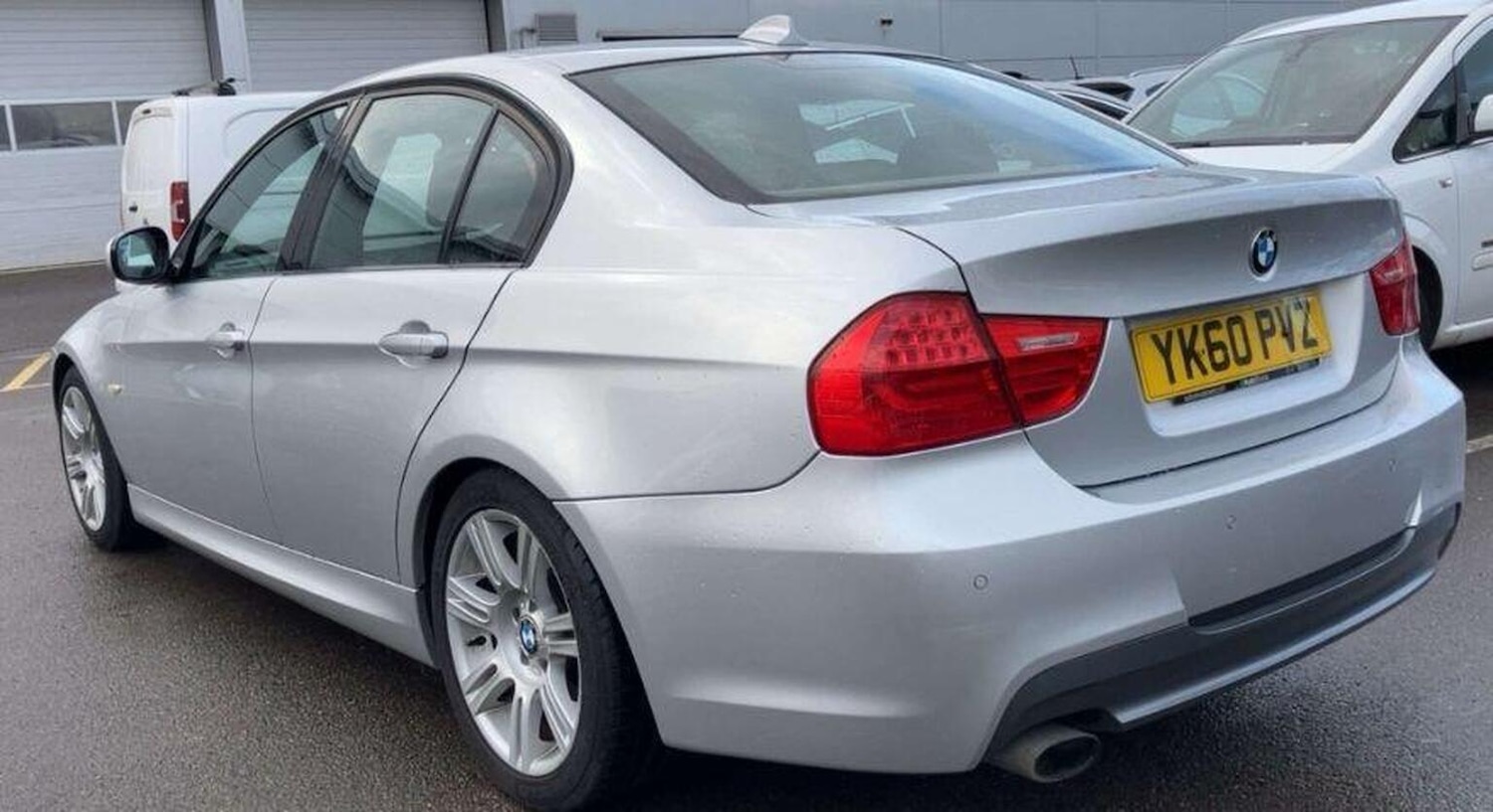 Used BMW 3 Series 2010 for sale - 77385229: Photo 8