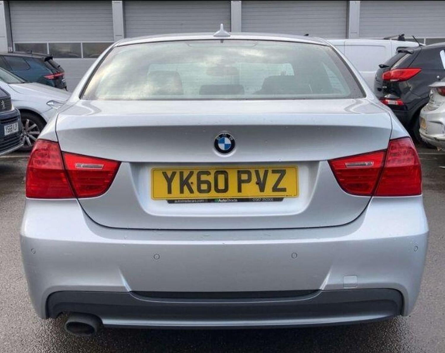 Used BMW 3 Series 2010 for sale - 77385229: Photo 9