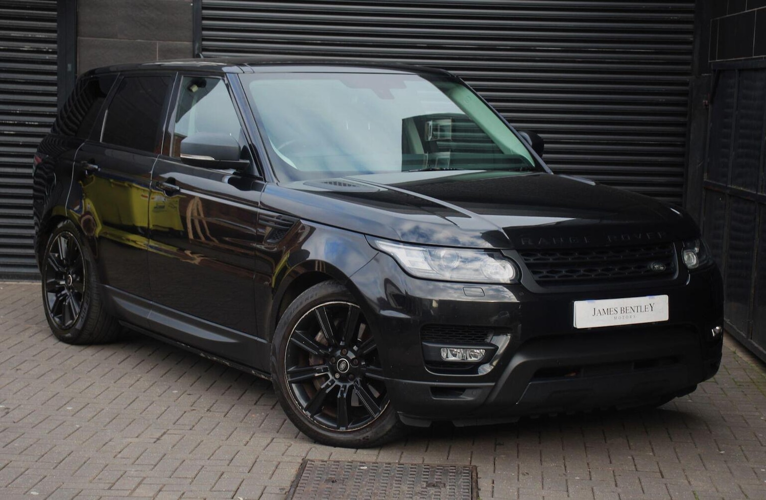 Used Land Rover Range Rover Sport 2016 for sale - 76624425: Photo 1