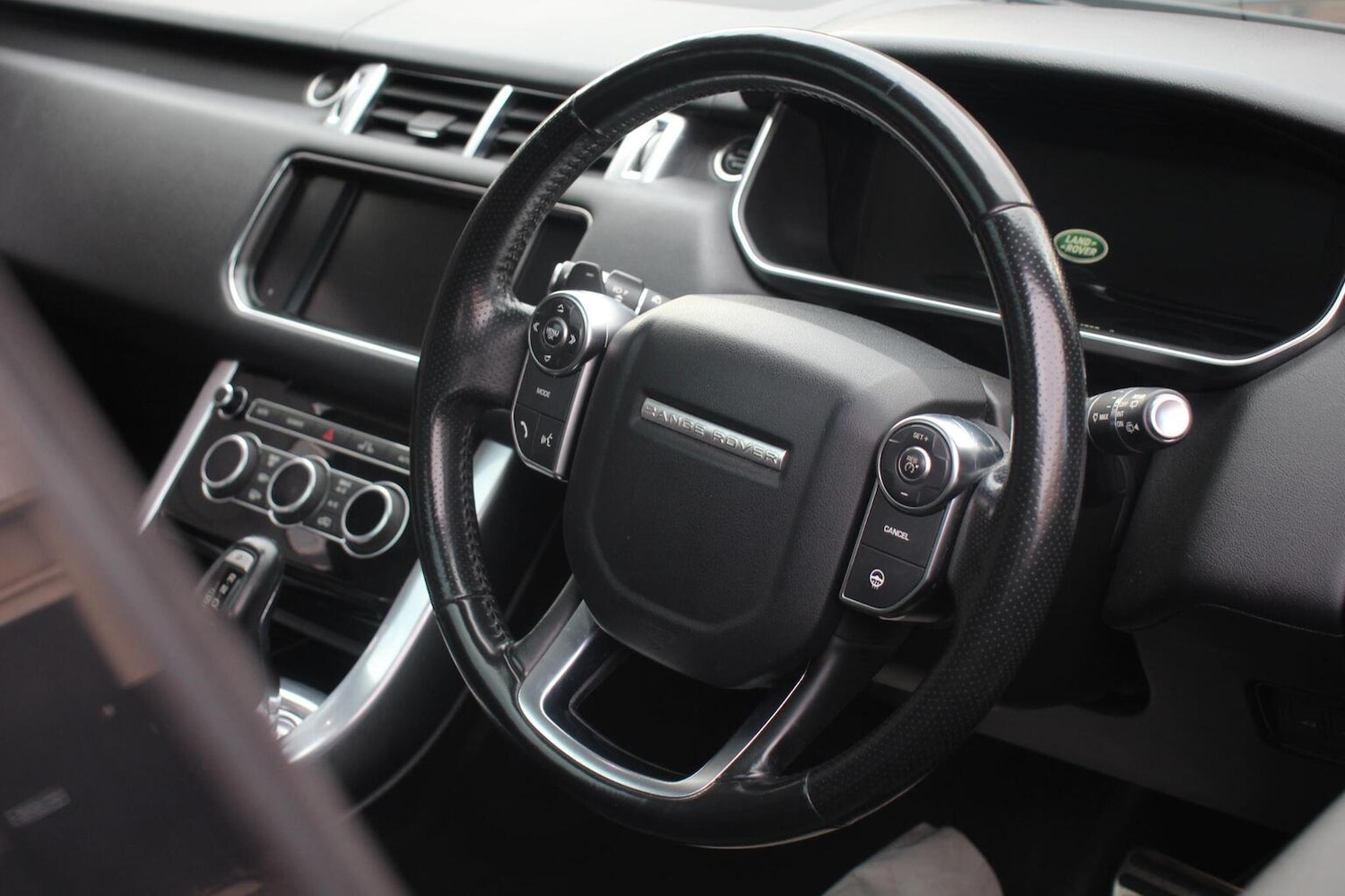 Used Land Rover Range Rover Sport 2016 for sale - 76624425: Photo 14