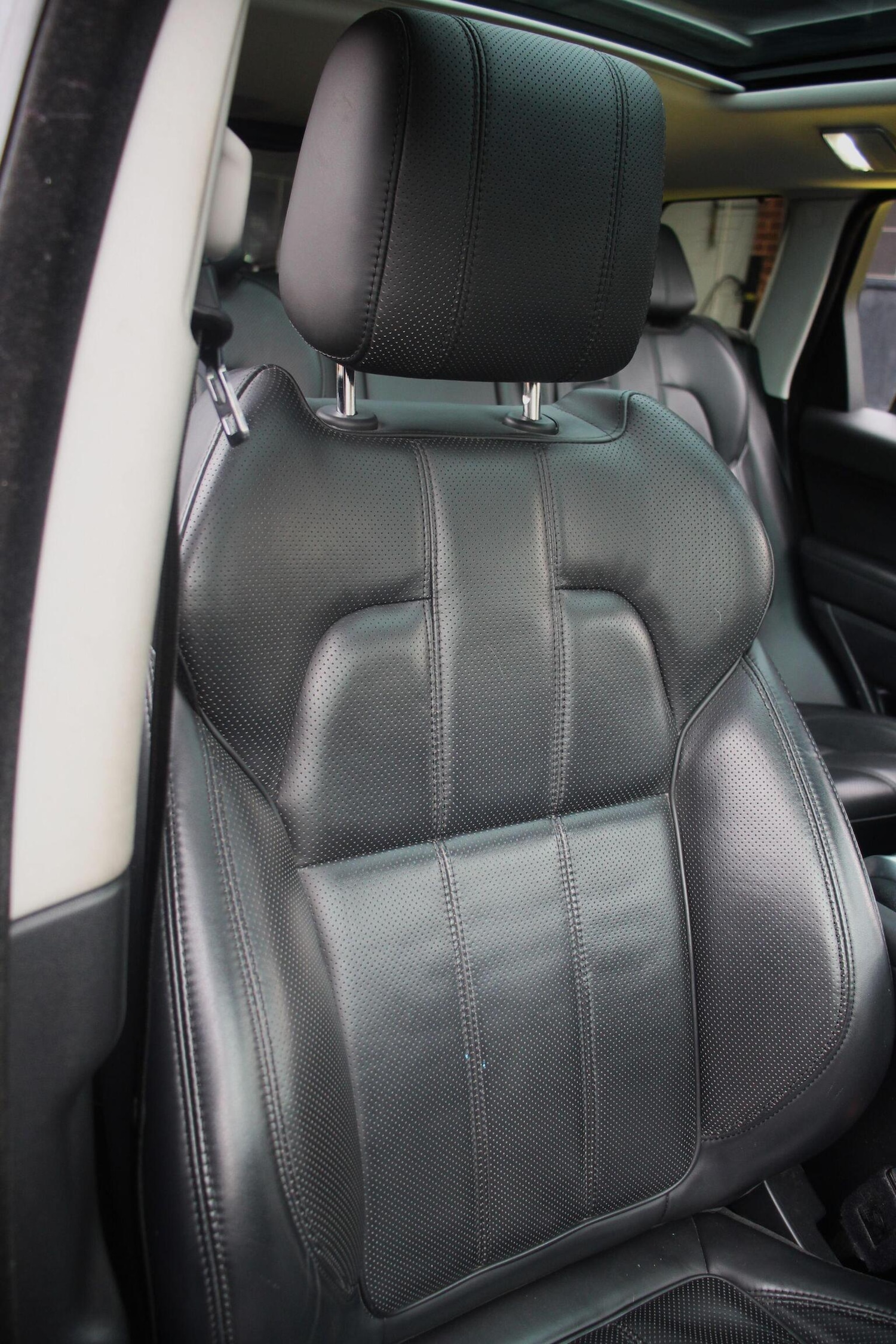 Used Land Rover Range Rover Sport 2016 for sale - 76624425: Photo 31