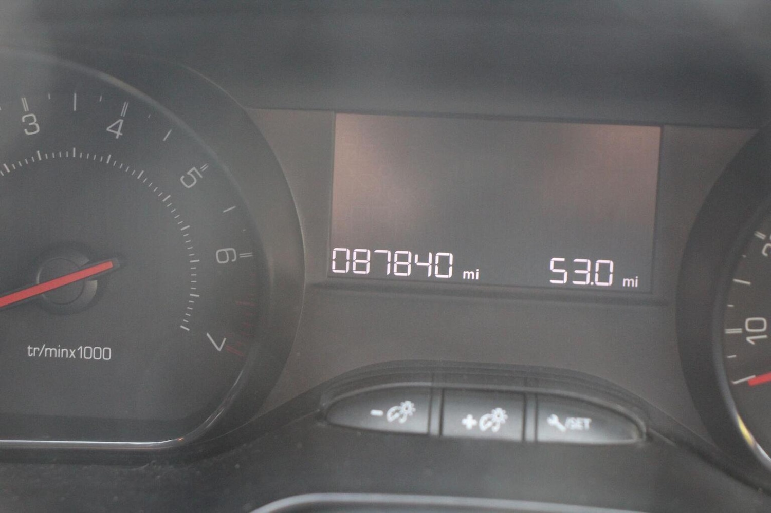 Used Peugeot 208 2013 for sale - 76837087: Photo 18