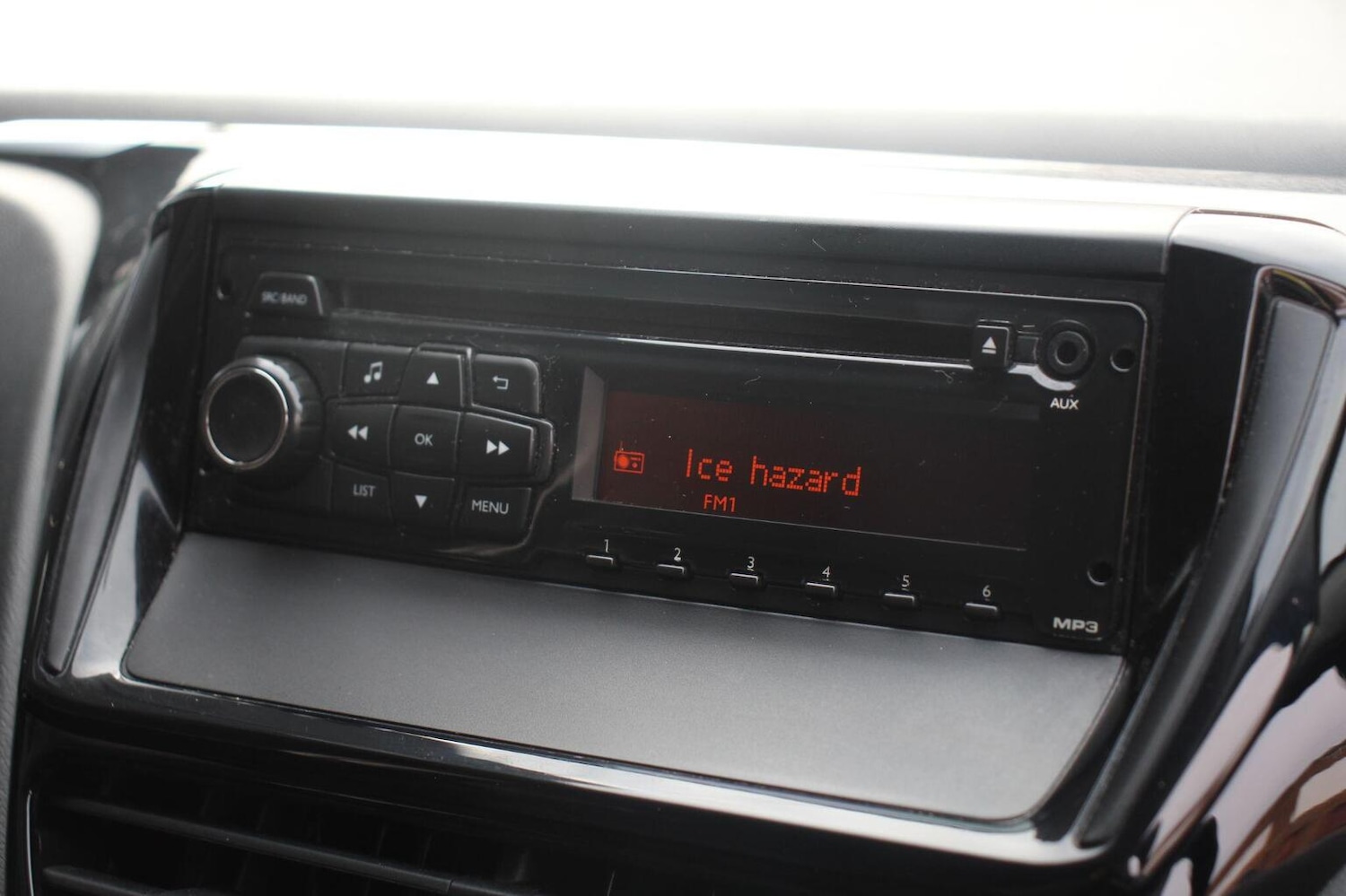 Used Peugeot 208 2013 for sale - 76837087: Photo 22