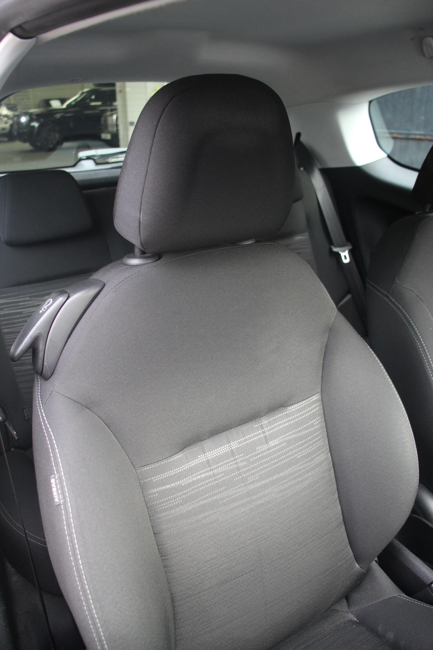 Used Peugeot 208 2013 for sale - 76837087: Photo 27