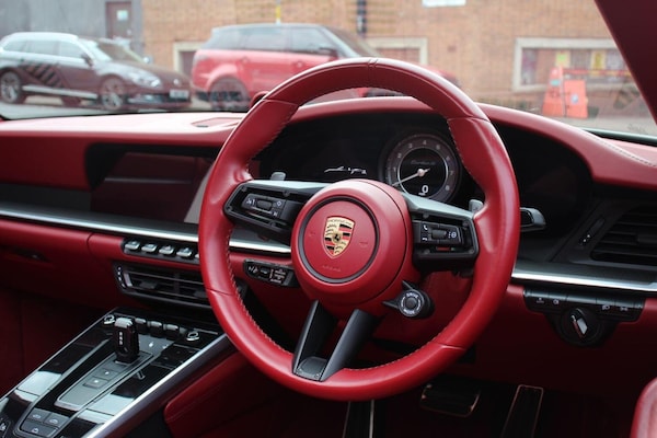 Used Porsche 911 2023 for sale - 76313934: Photo 16