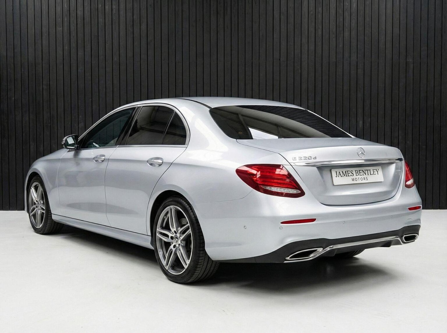 Used Mercedes-Benz E Class 2017 for sale - 77781790: Photo 5