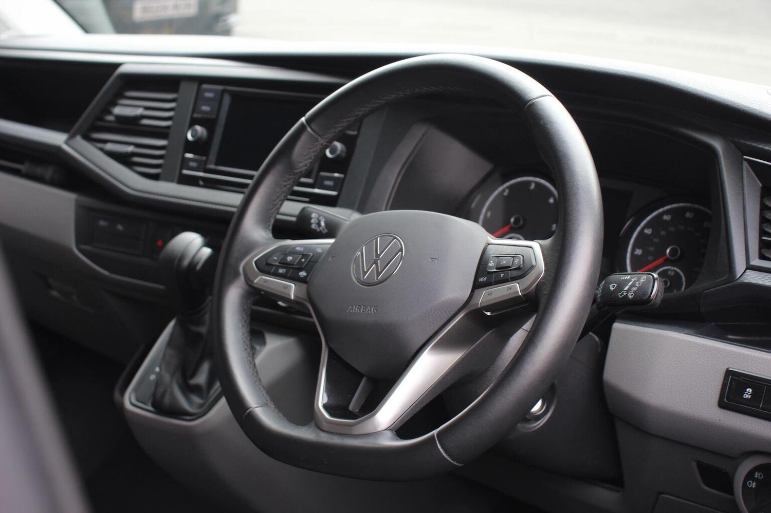 Used Volkswagen Transporter 2024 for sale - 76313903: Photo 12