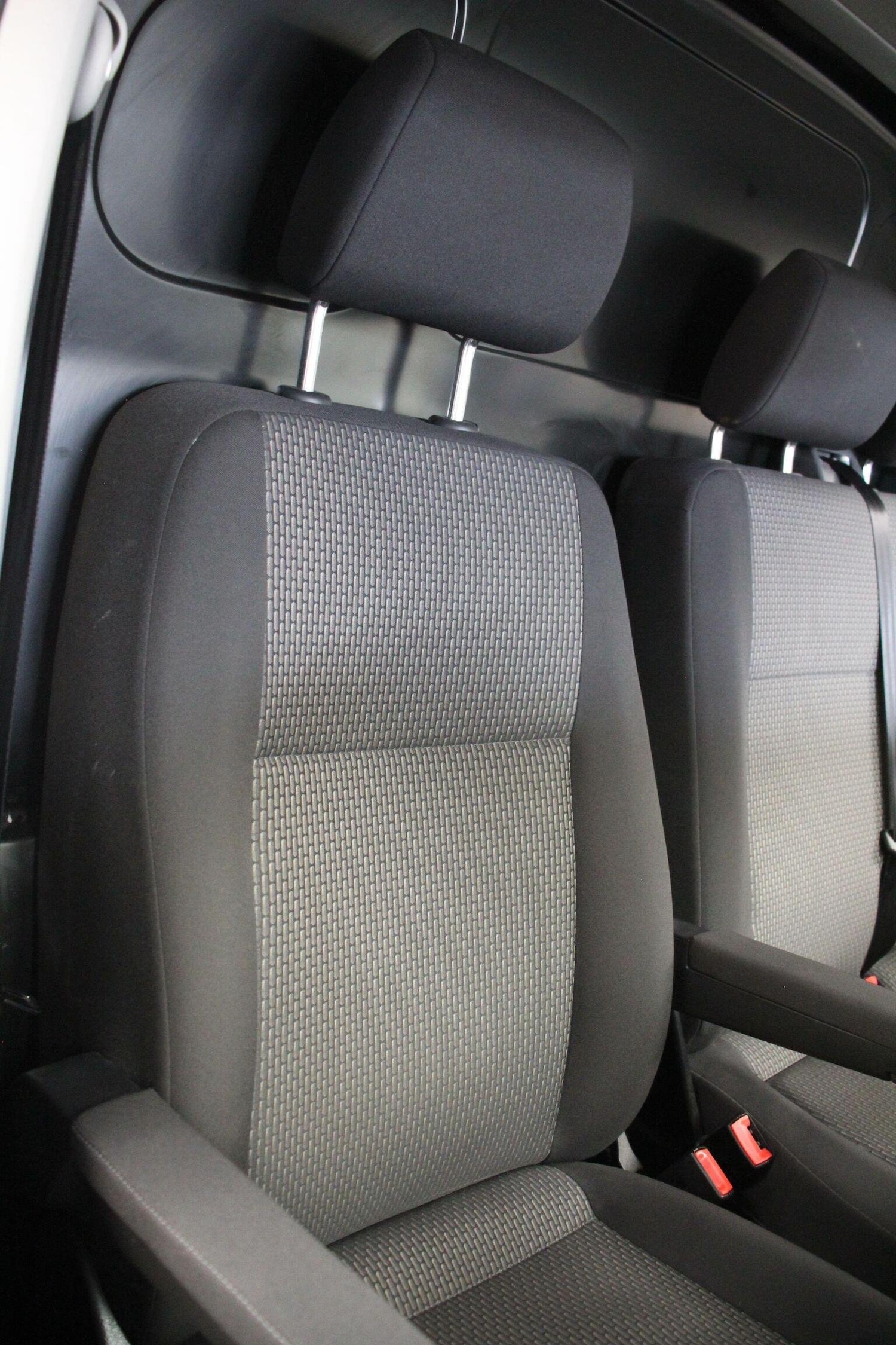 Used Volkswagen Transporter 2024 for sale - 78031559: Photo 28