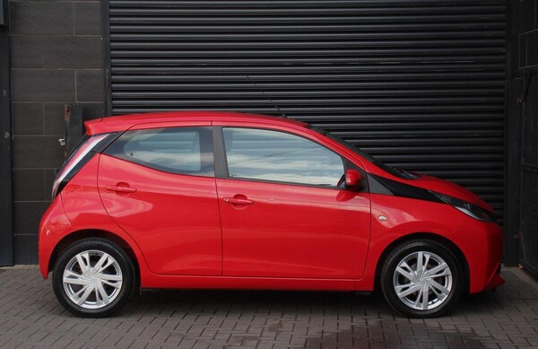 Used Toyota AYGO 2016 for sale - 76120294: Photo 10