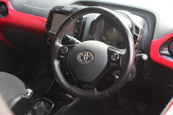 Used Toyota AYGO 2016 for sale - 76120294: Photo 12