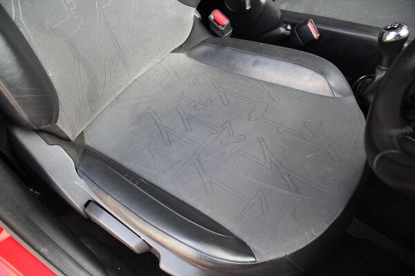 Used Toyota AYGO 2016 for sale - 76120294: Photo 22