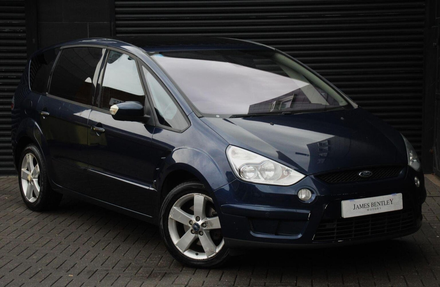 Used Ford S-Max 2009 for sale - 76418373: Photo 1