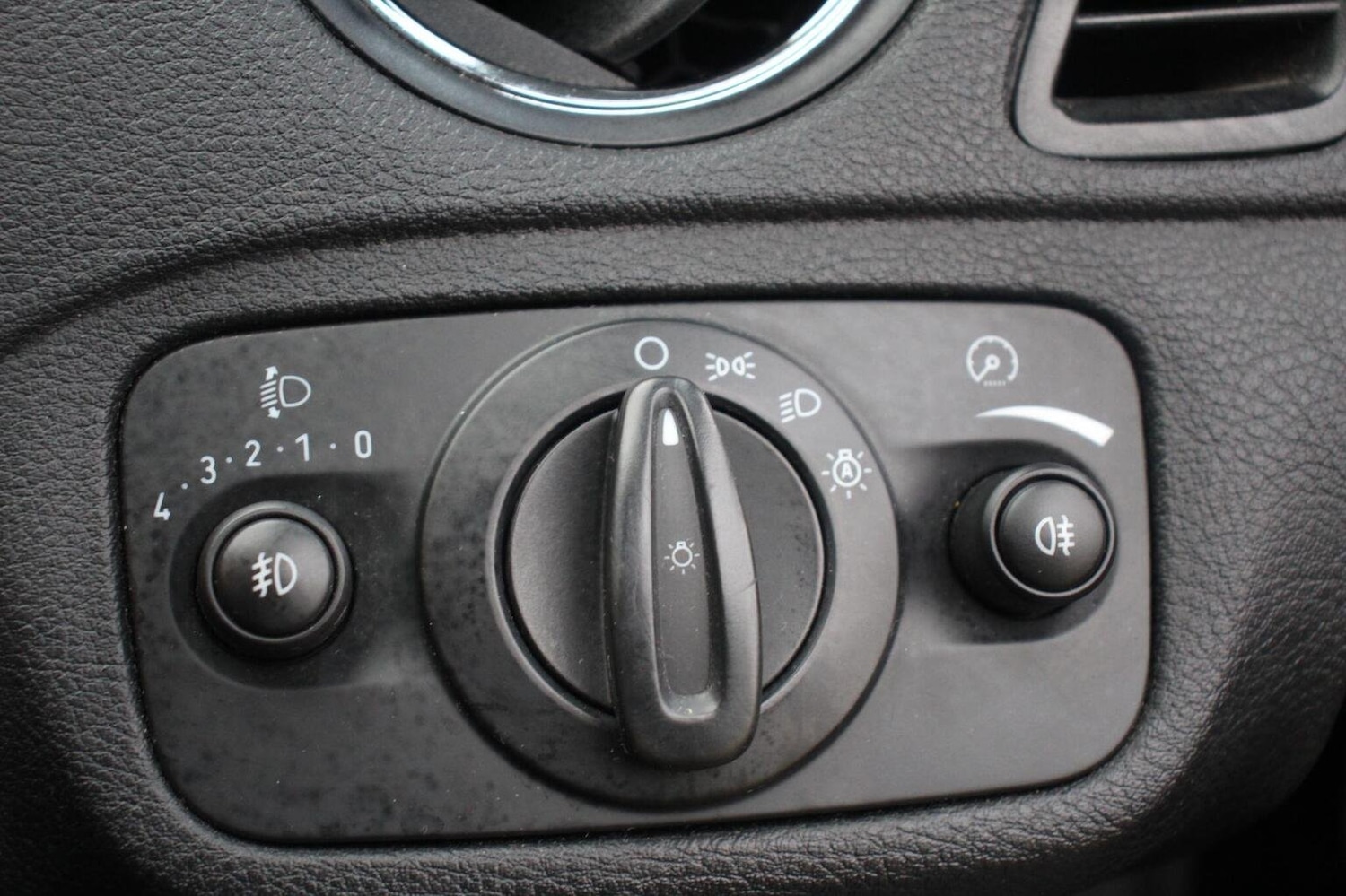 Used Ford S-Max 2009 for sale - 76418373: Photo 19