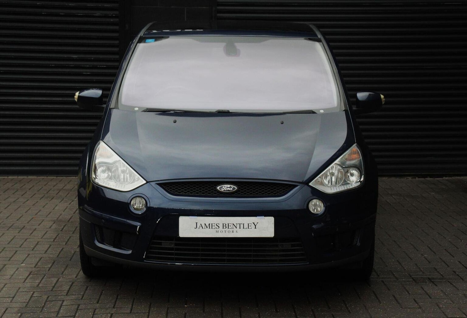 Used Ford S-Max 2009 for sale - 76418373: Photo 2