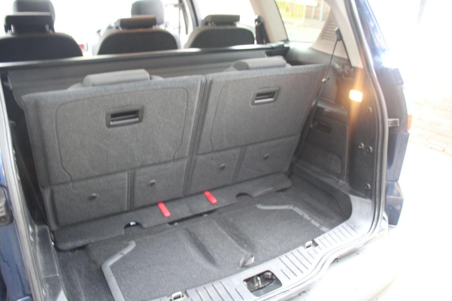 Used Ford S-Max 2009 for sale - 76418373: Photo 41