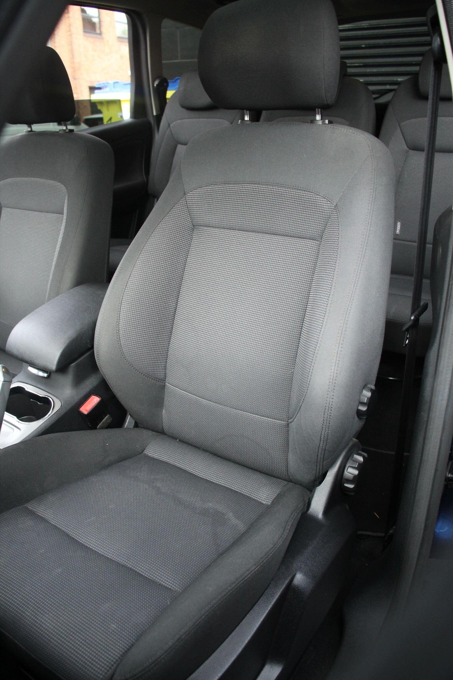 Used Ford S-Max 2009 for sale - 76418373: Photo 44