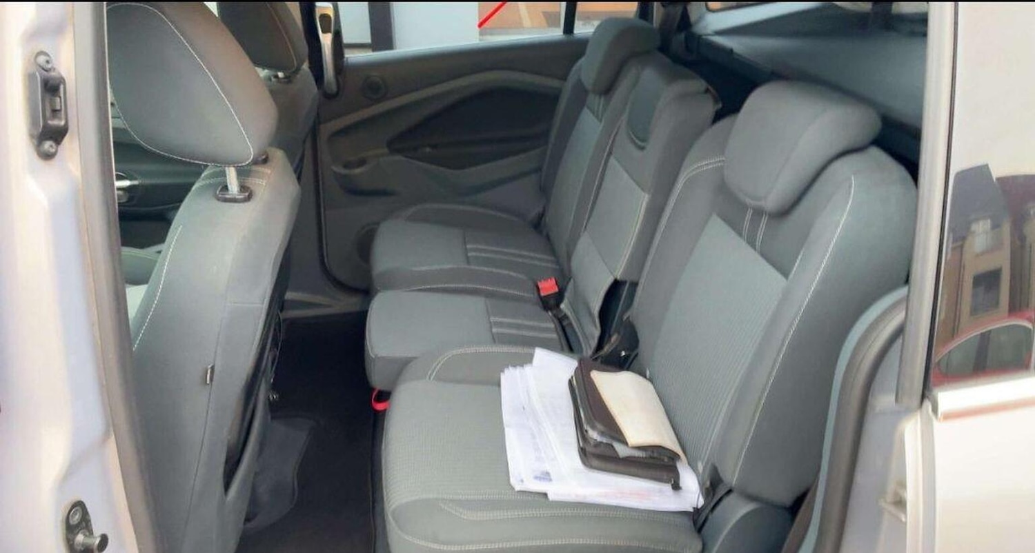 Used Ford Grand C-Max 2011 for sale - 77073066: Photo 11