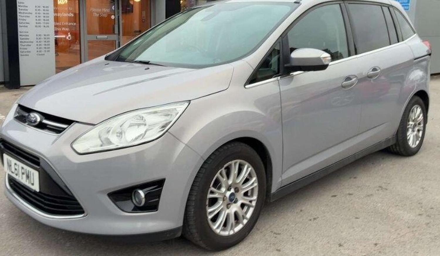 Used Ford Grand C-Max 2011 for sale - 77073066: Photo 4