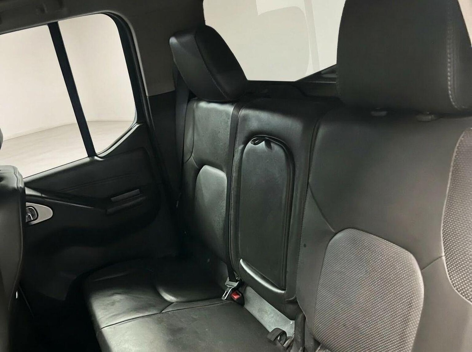 Used Nissan Navara 2013 for sale - 77844978: Photo 12